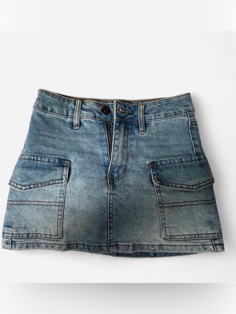 Mini denim cargo skirt with pockets